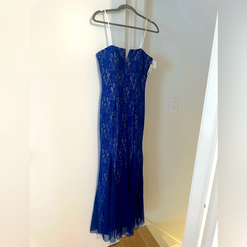 Brand New Betsy & Adam gown - perfect for prom or formal event / wedding